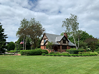 thumbnail image of library exterior 1